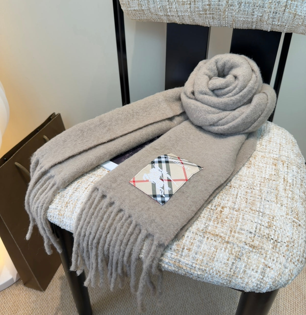 wool elegant Scarf for women - alternate angle view 10