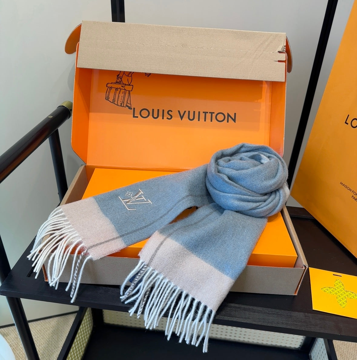 stylish Scarf for men - alternate angle view 10