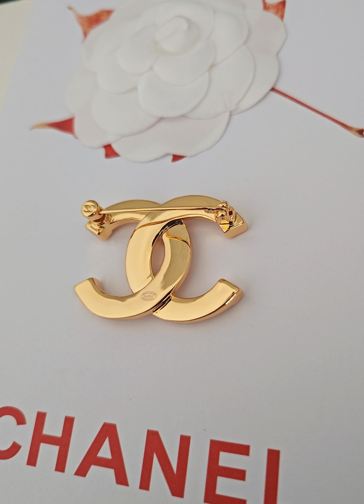 yellow brass Brooch for women - alternate angle view 6
