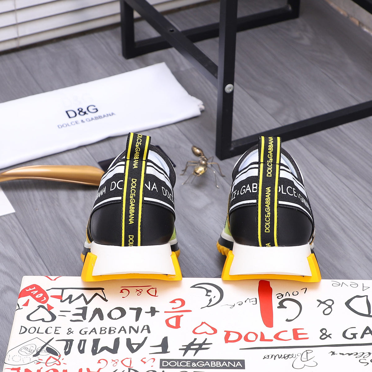 Dolce & Gabbana DG Couple's Suede Casual Sneakers