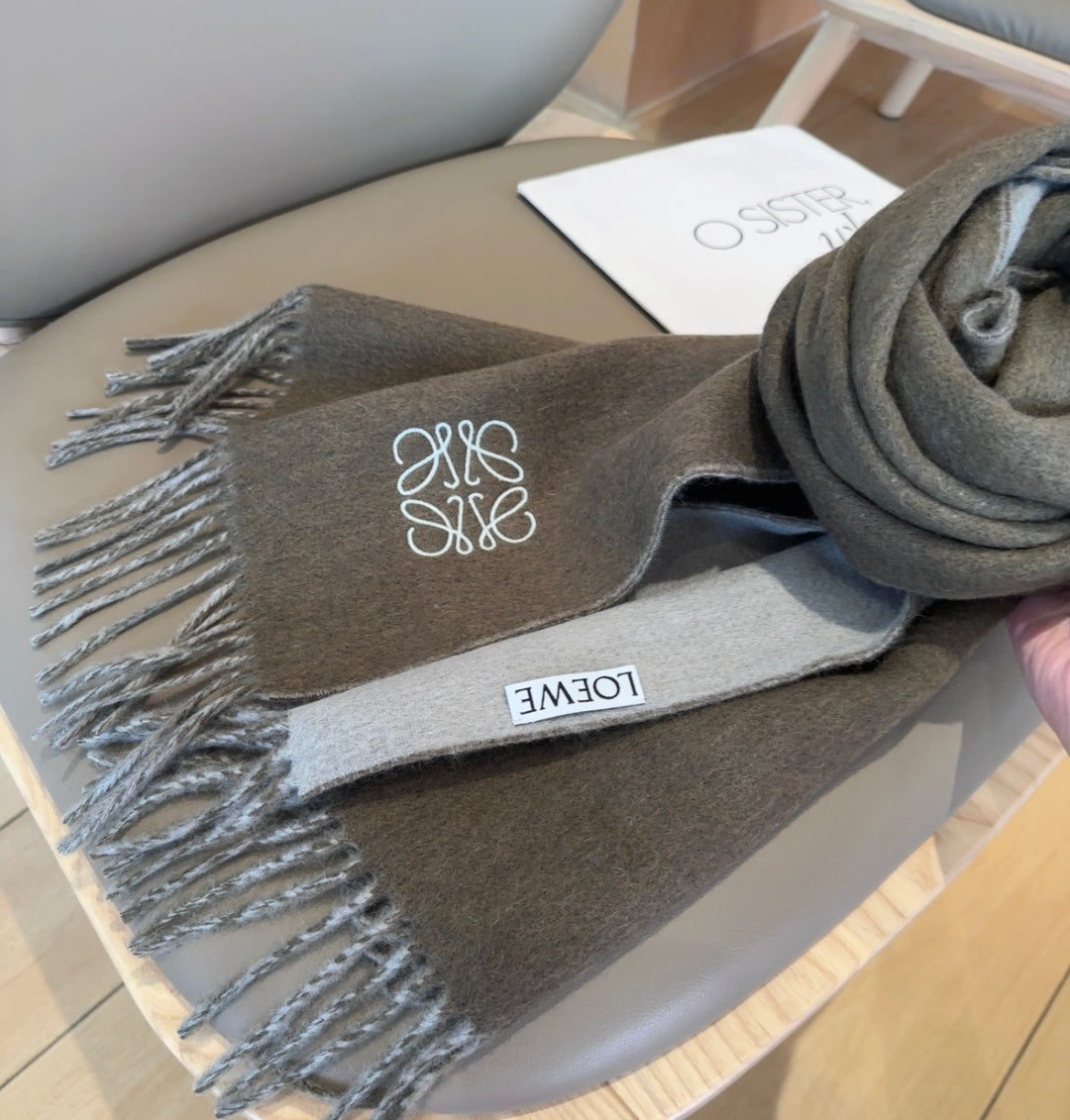 elegant Scarf for unisex couple - alternate angle view 12