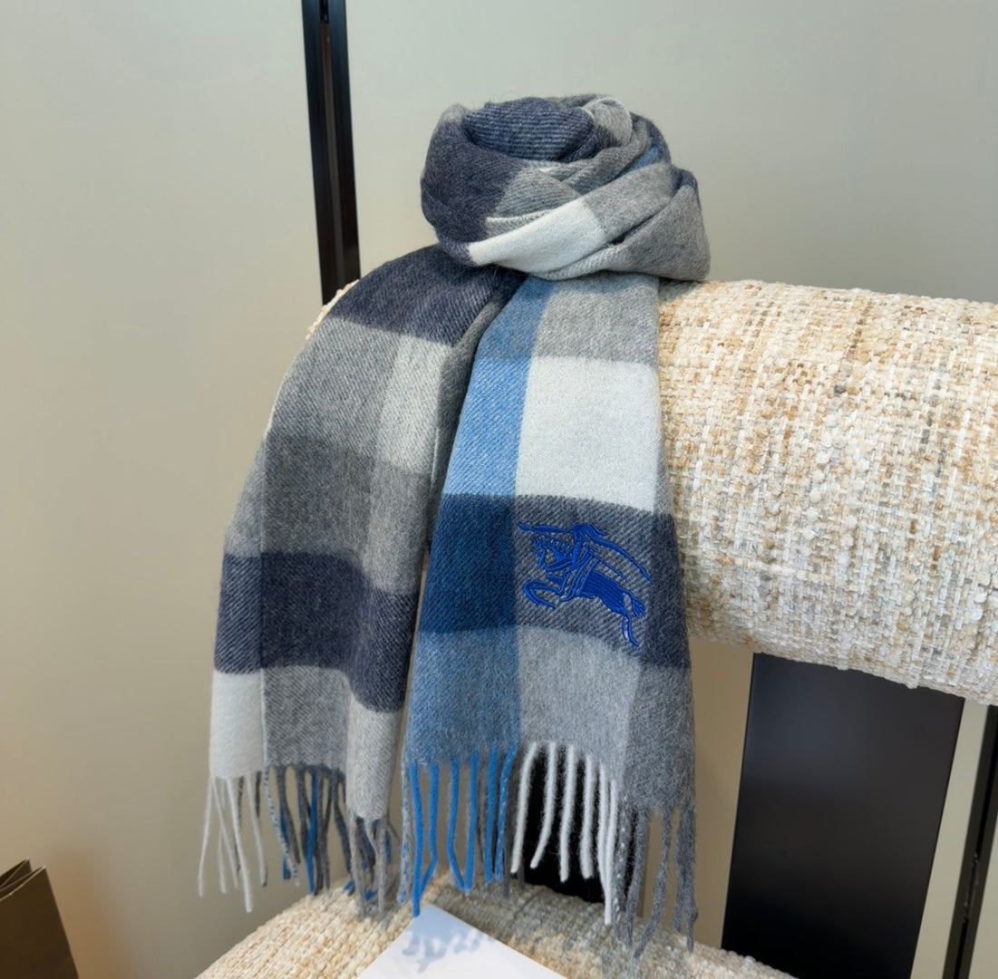 stylish Scarf for men - alternate angle view 8