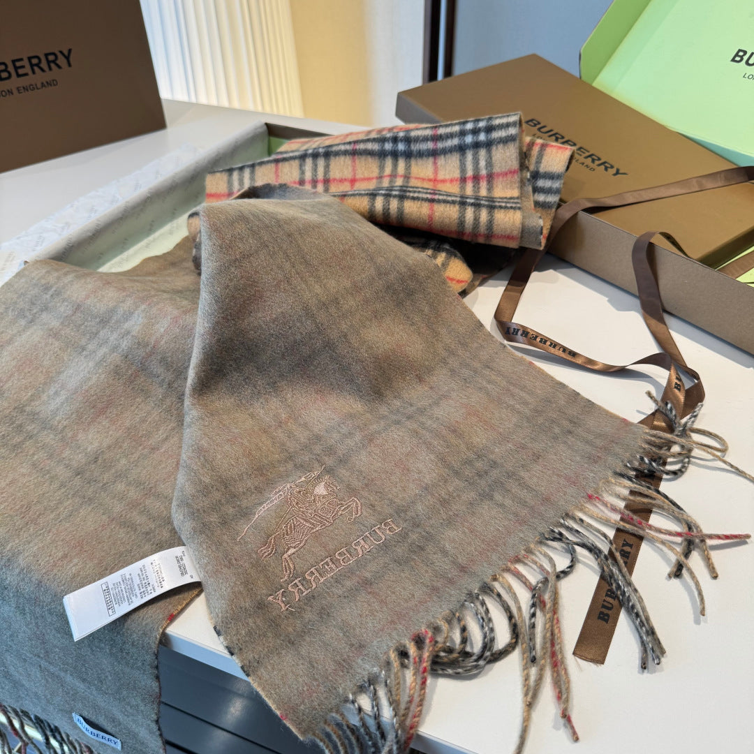velvet stylish Scarf for men - alternate angle view 10