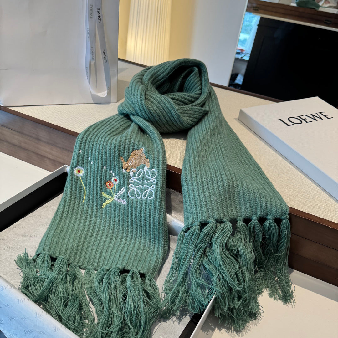 velvet floral Scarf for women - alternate angle view 11
