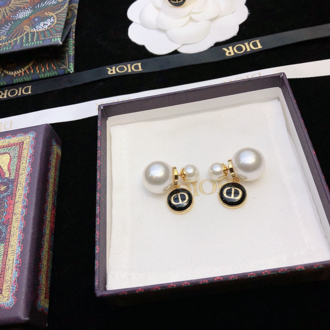 stylish Stud Earrings for women - alternate angle view 8