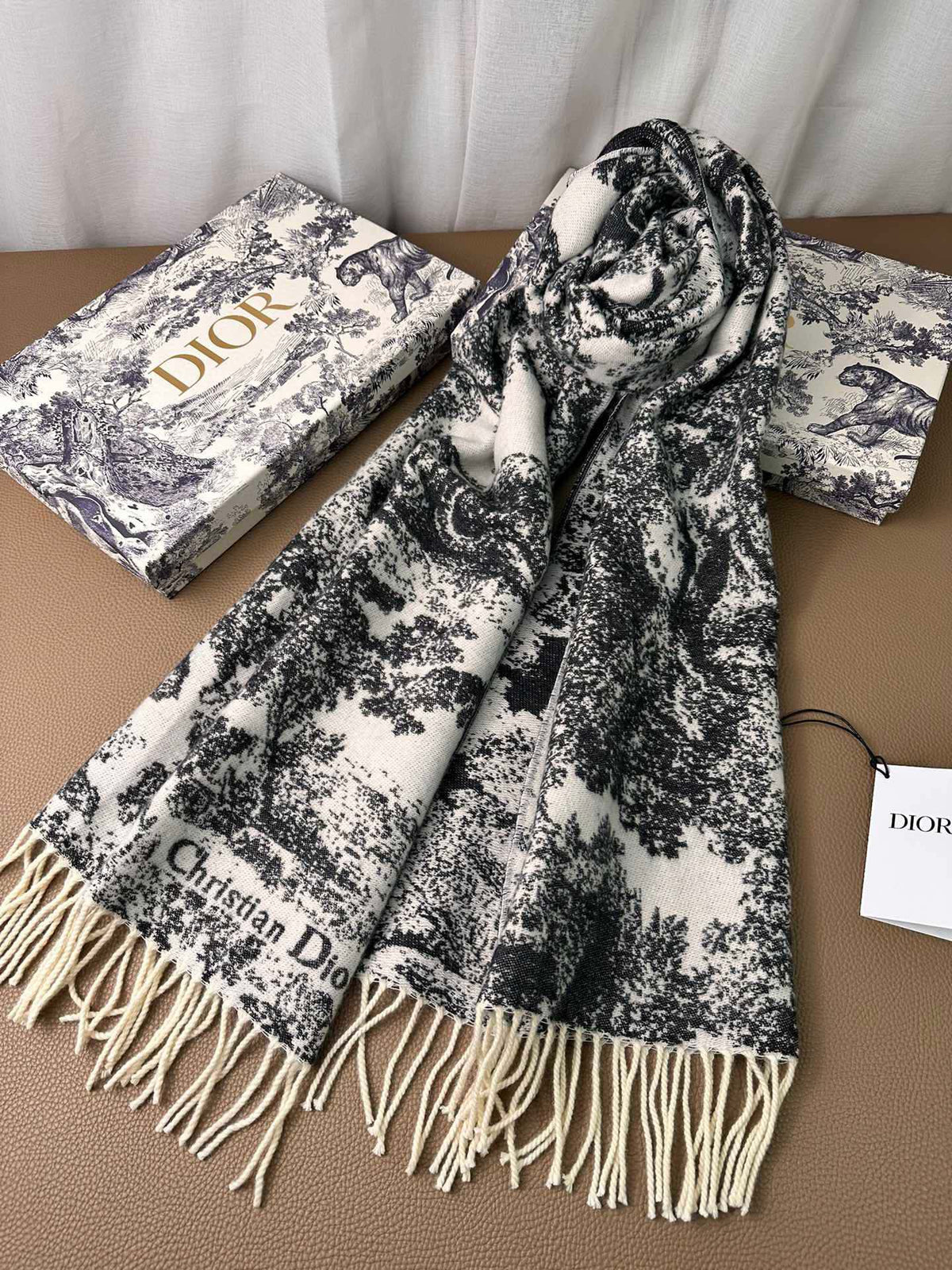 velvet elegant Scarf for women - alternate angle view 9