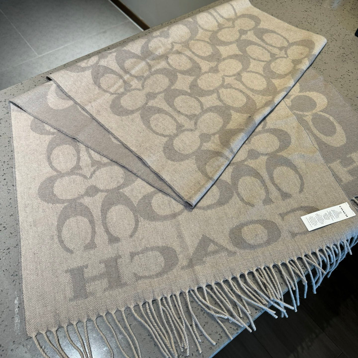Shawl for women - alternate angle view 9