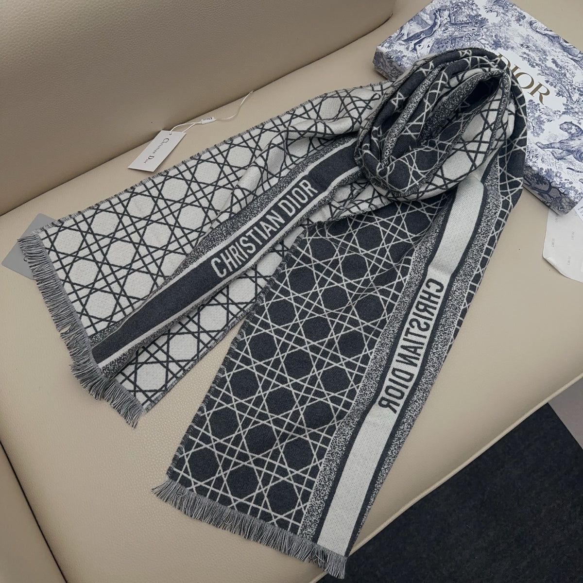 velvet floral Scarf for women - alternate angle view 9