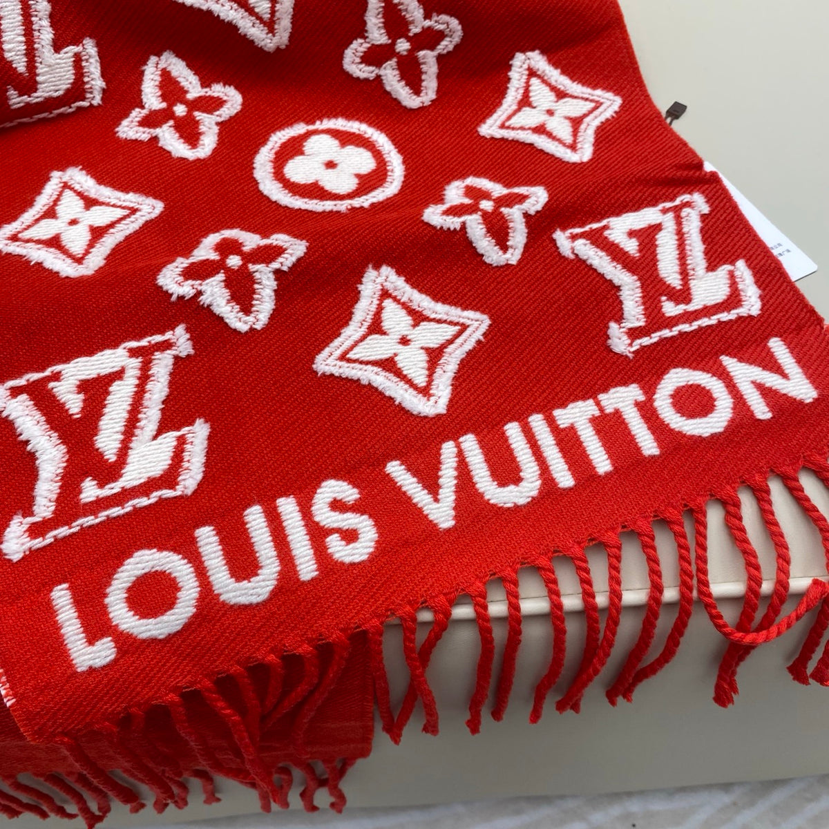 wool embossed Scarf for men - alternate angle view 9