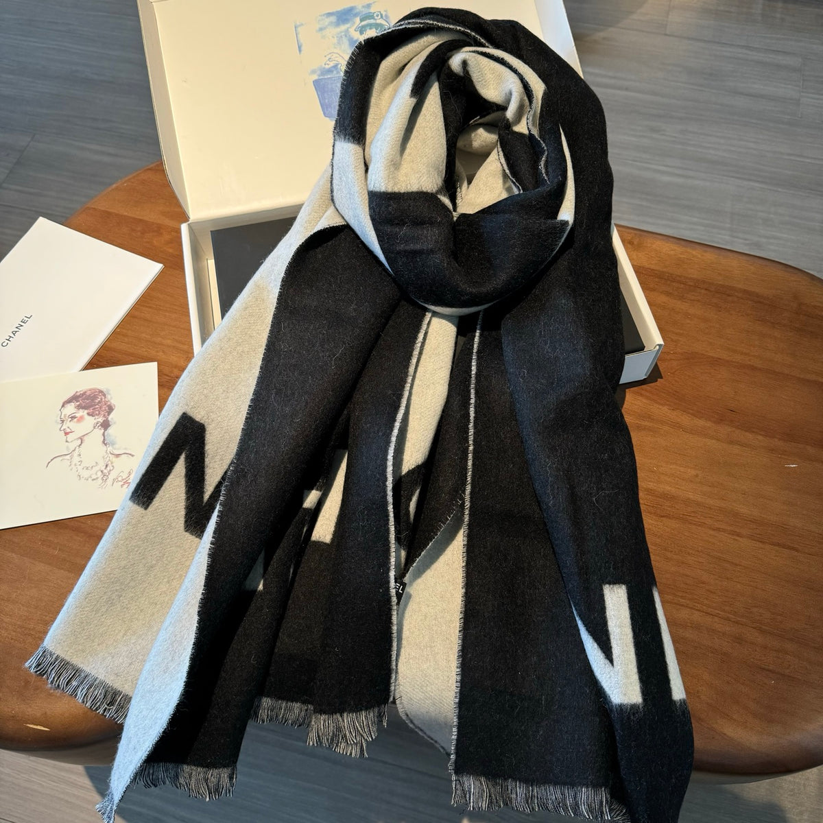 multicolor velvet double c Scarf for women - alternate angle view 9