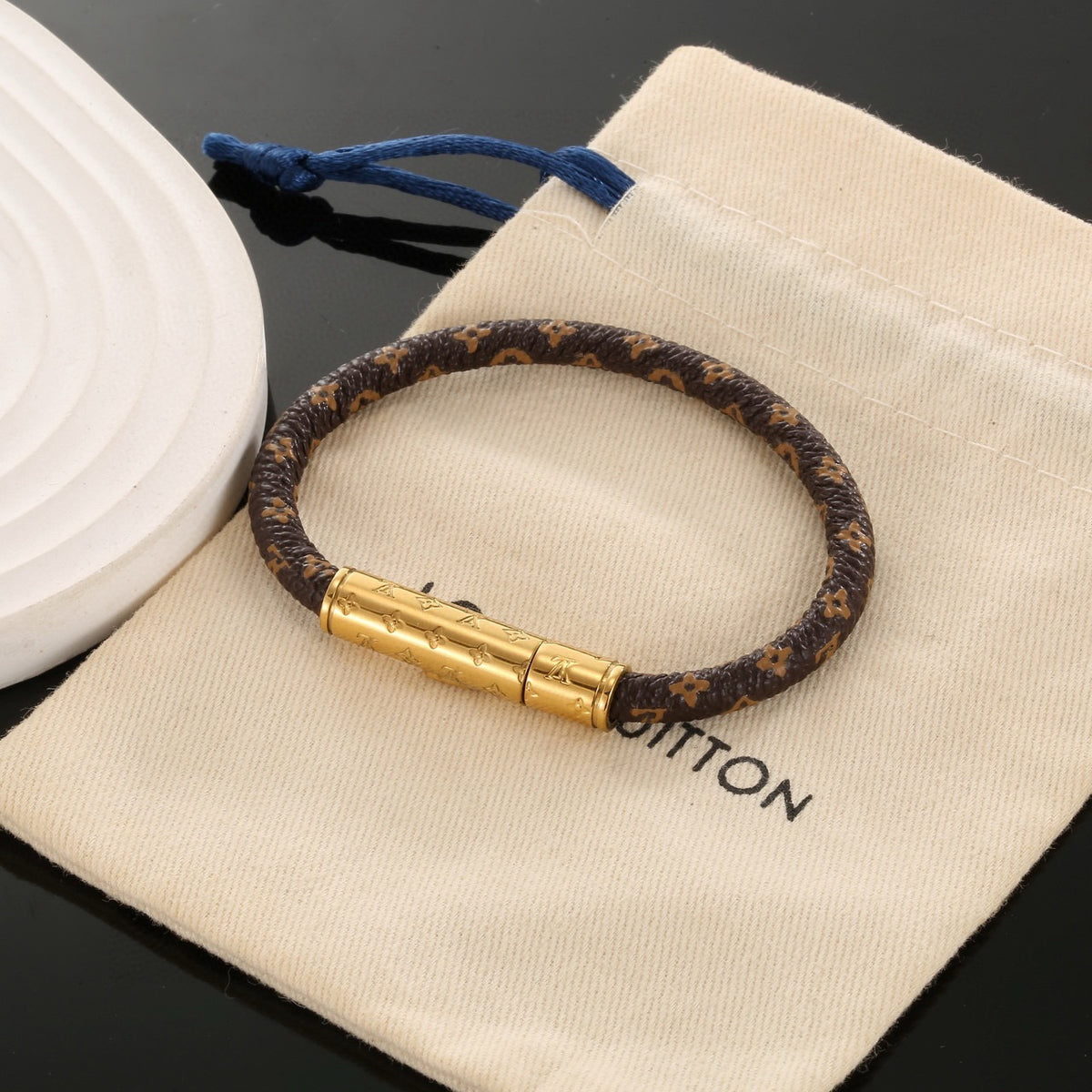 gold genuine leather delicate Bracelet for unisex couple - alternate angle view 8