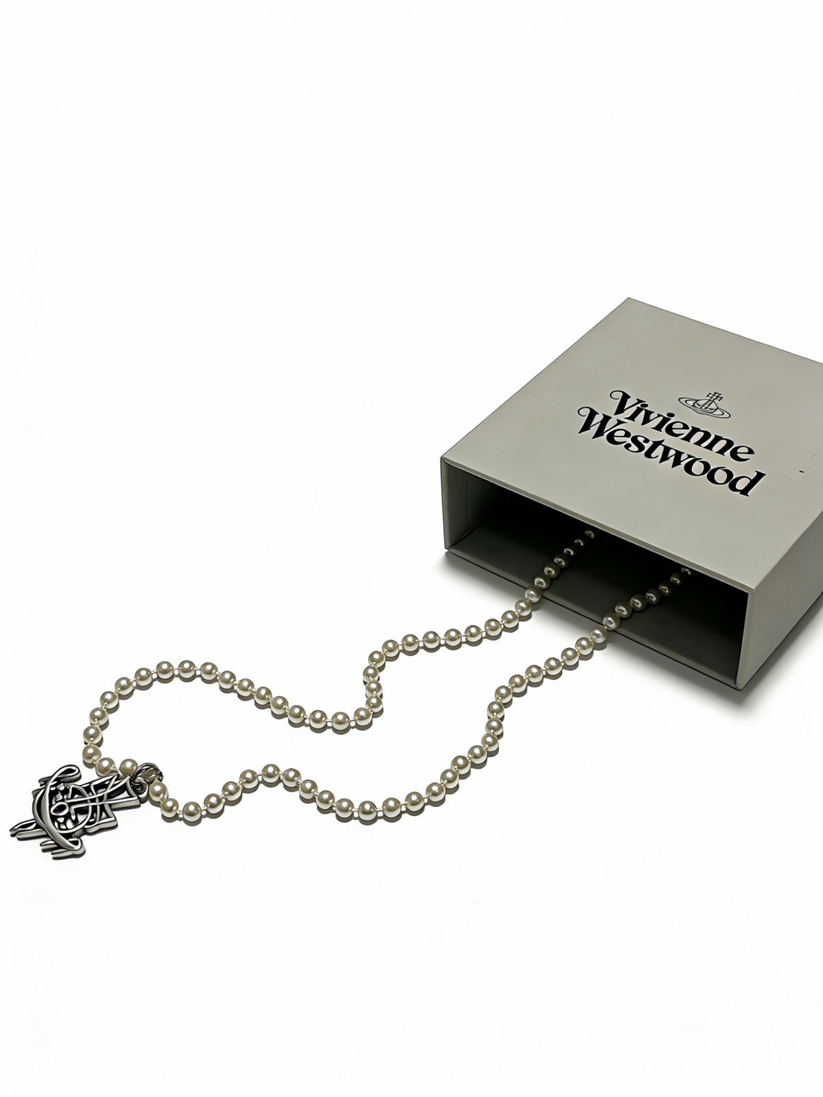 pearl Necklace for men - alternate angle view 8