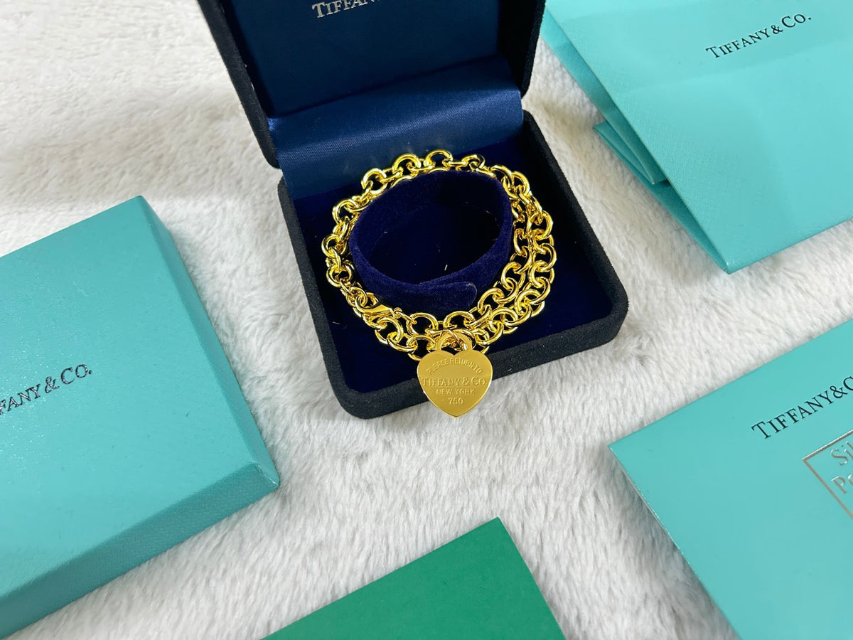 heart Bracelet for women - alternate angle view 6