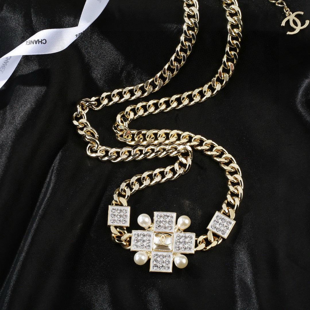 delicate Waist Chain for women - alternate angle view 8