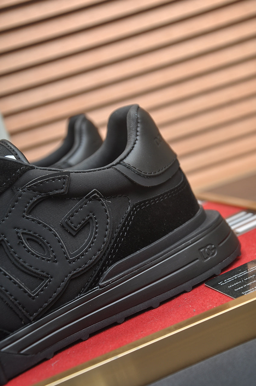 Dolce & Gabbana DG Low-Top Sneakers in Calfskin
