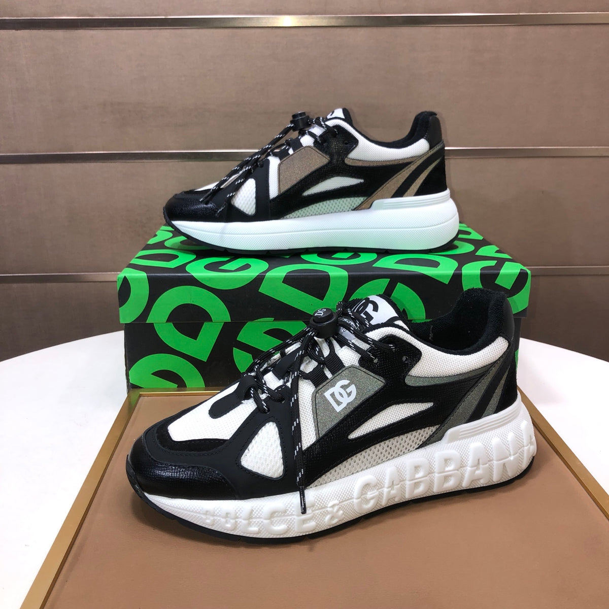 Dolce & Gabbana DG Low-Top Sneakers in Calfskin