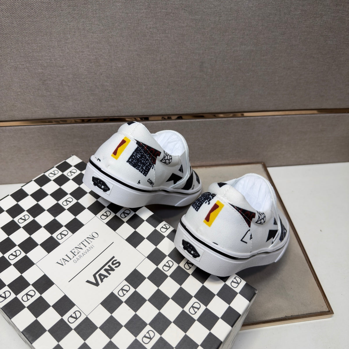 Dolce & Gabbana DG Men's Multi-Material Casual Sneakers 3 Colors