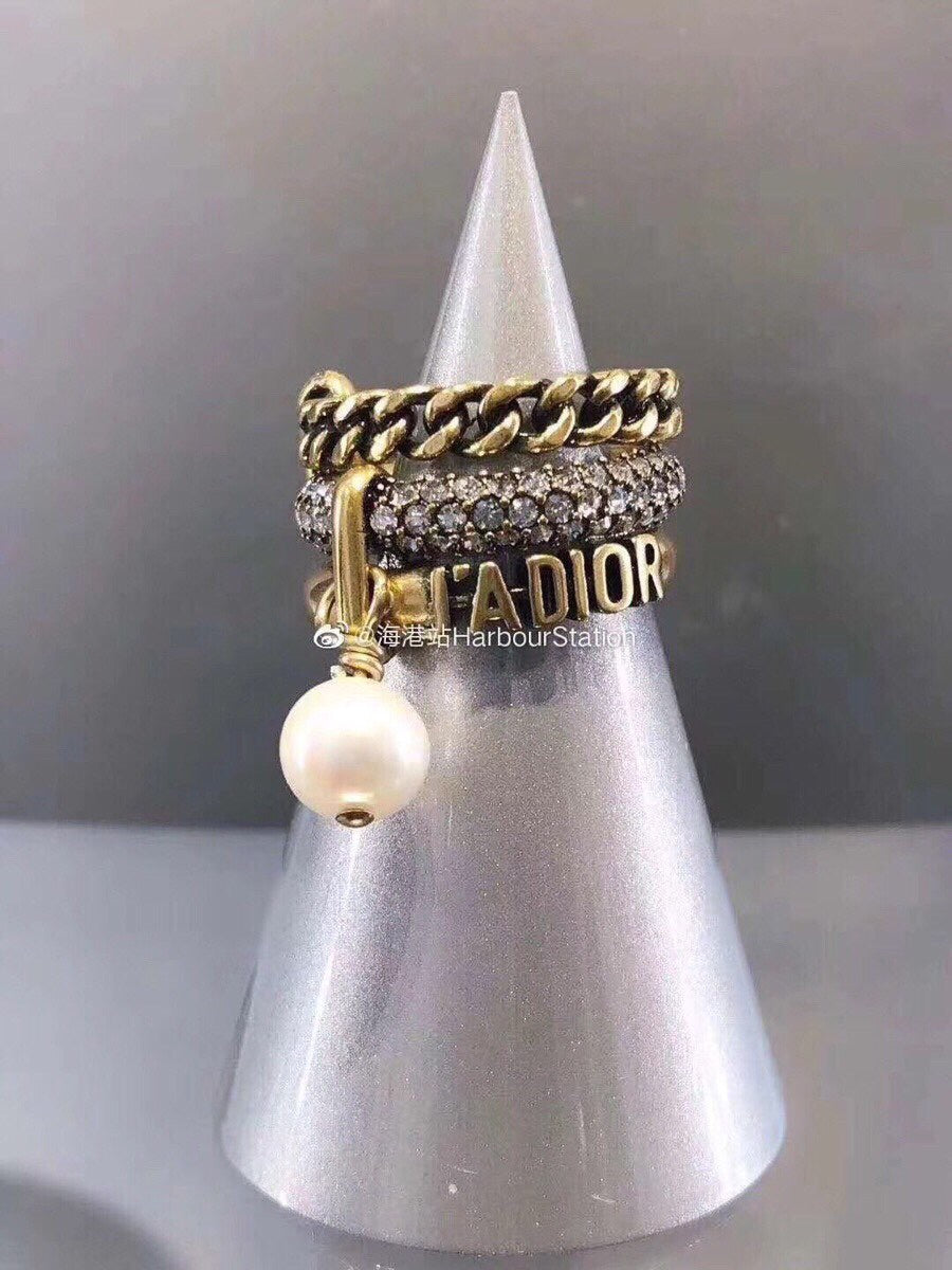 delicate Ring for women - product detail view
