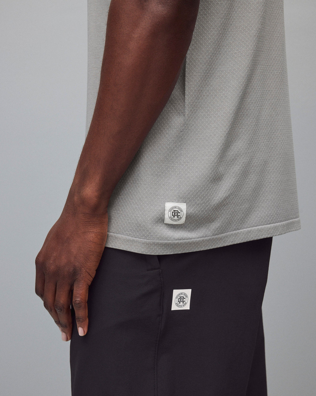 Men's Engineered Mesh Zone Standard Polo – Light Grey