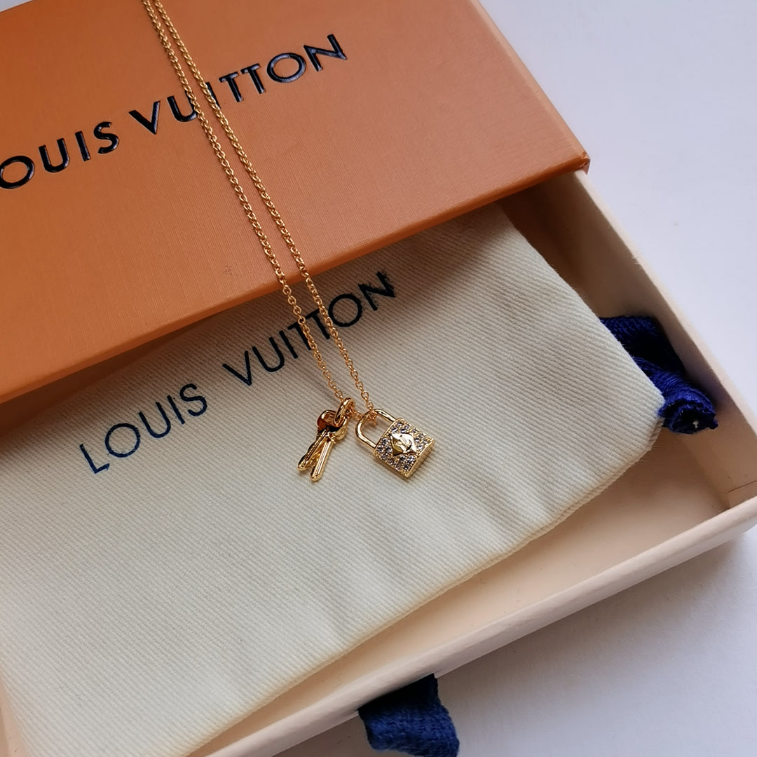 crystal unique Necklace for women - alternate angle view 5