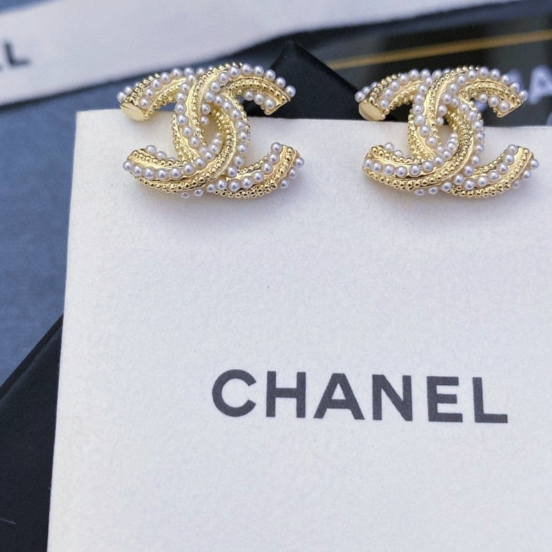 pearl letter Drop Earrings for women - alternate angle view 7