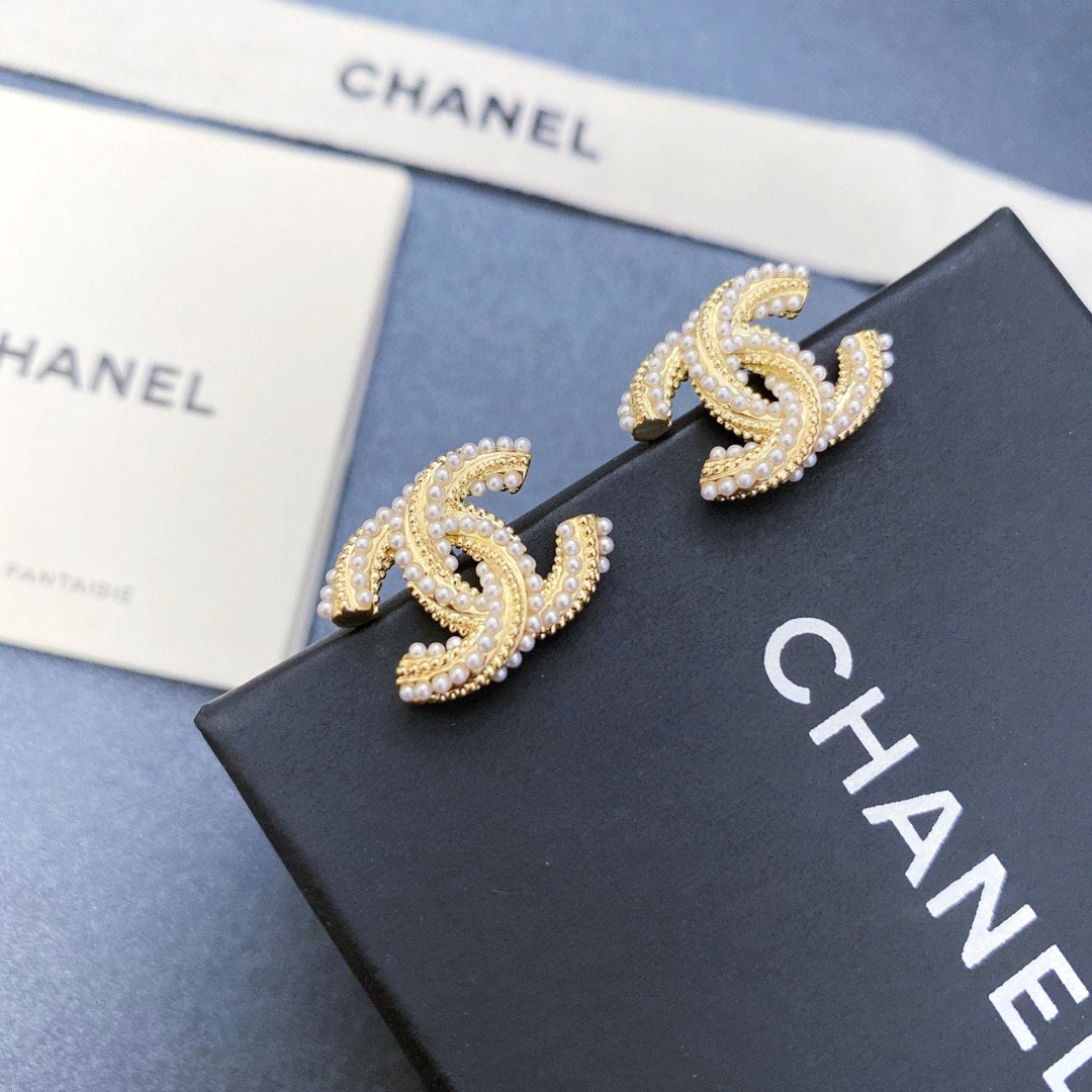 pearl letter Drop Earrings for women - alternate angle view 8