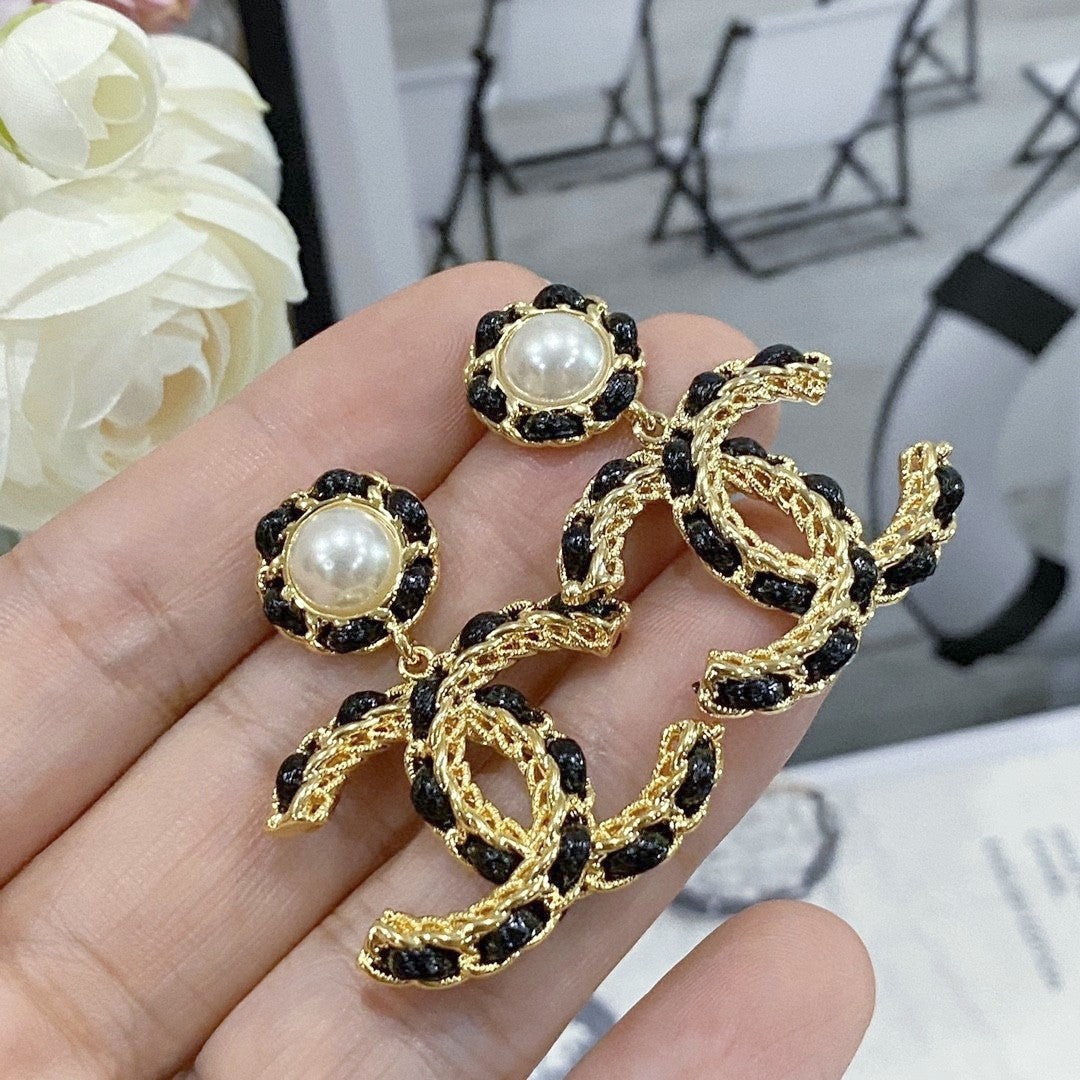 white 925 sterling silver pearl Drop Earrings for women - alternate angle view 4