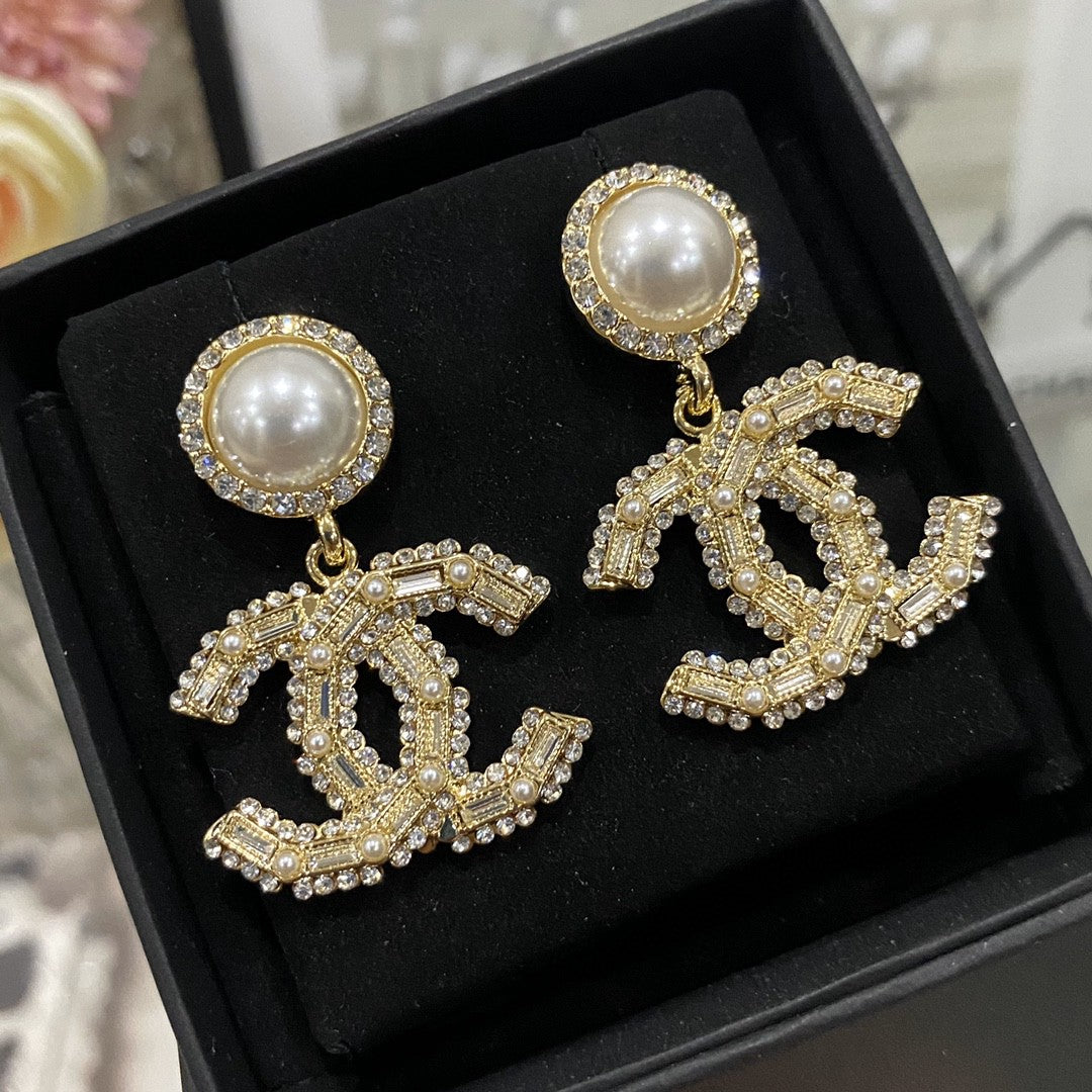 pearl floral Stud Earrings for women - alternate angle view 9