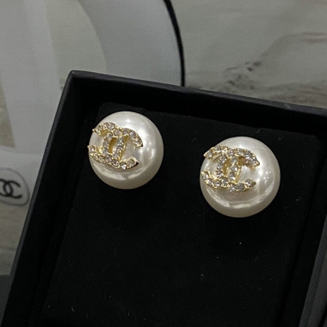 yellow sterling silver floral Stud Earrings for women - alternate angle view 8