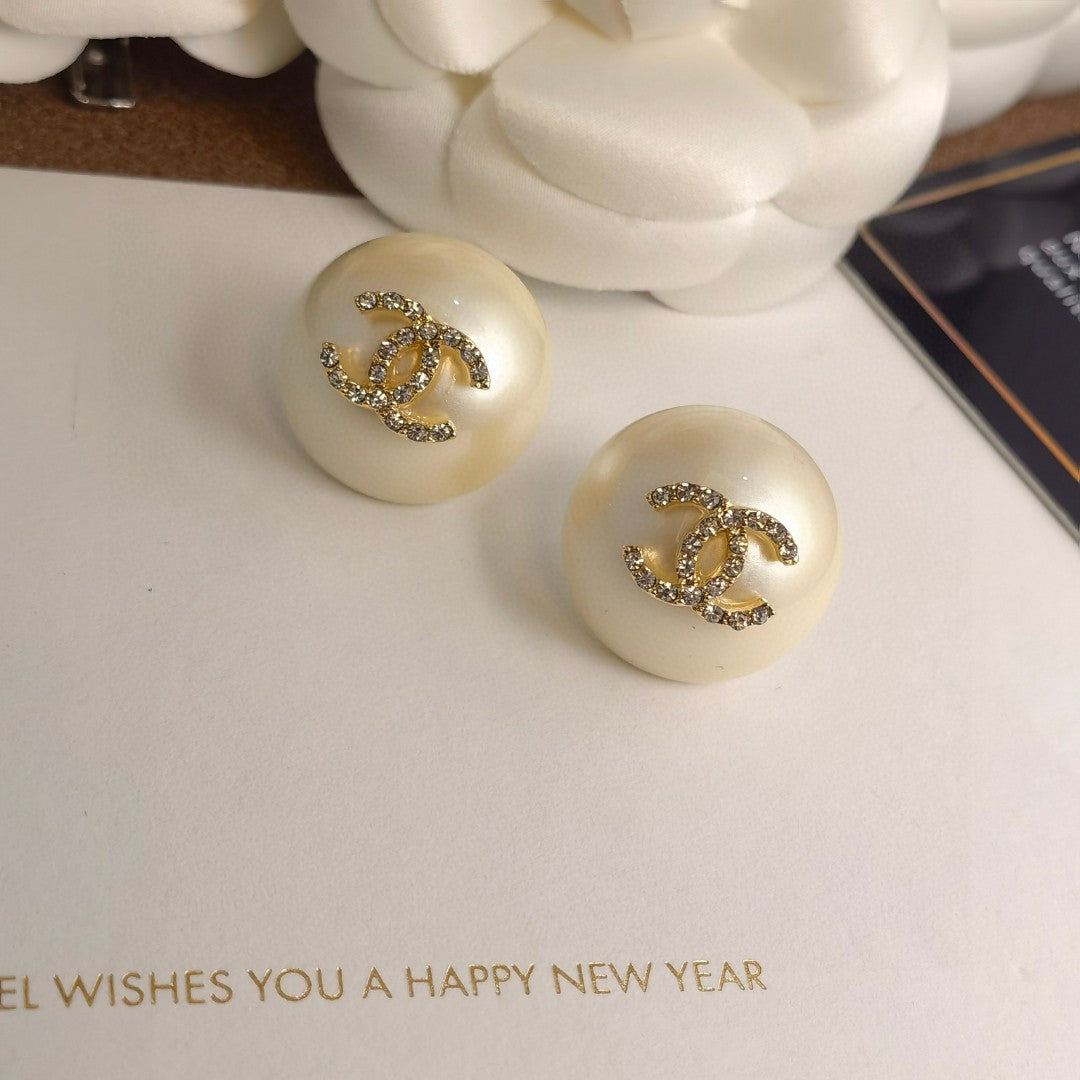 yellow sterling silver floral Stud Earrings for women - product detail view