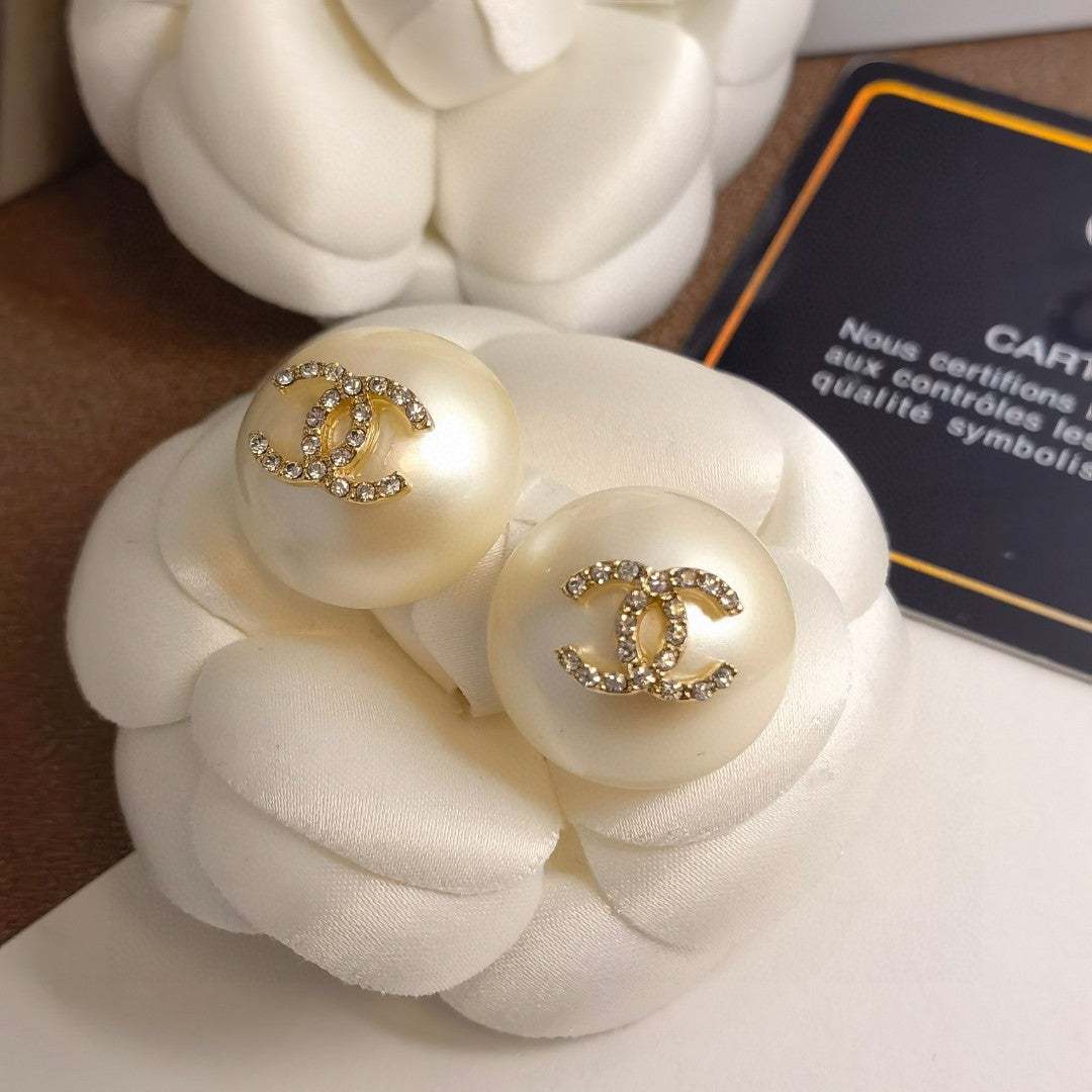 yellow sterling silver floral Stud Earrings for women - alternate angle view 3