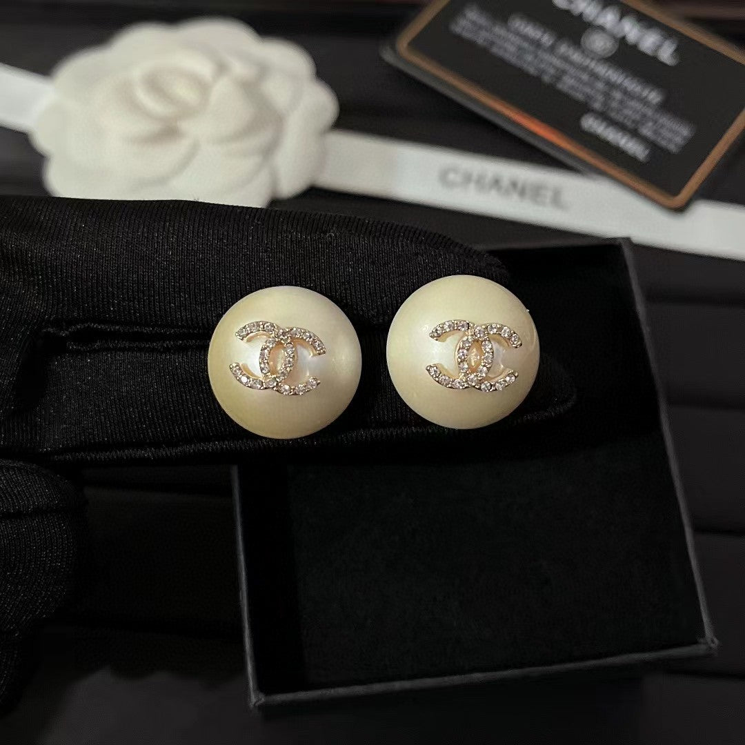 yellow sterling silver floral Stud Earrings for women - alternate angle view 5