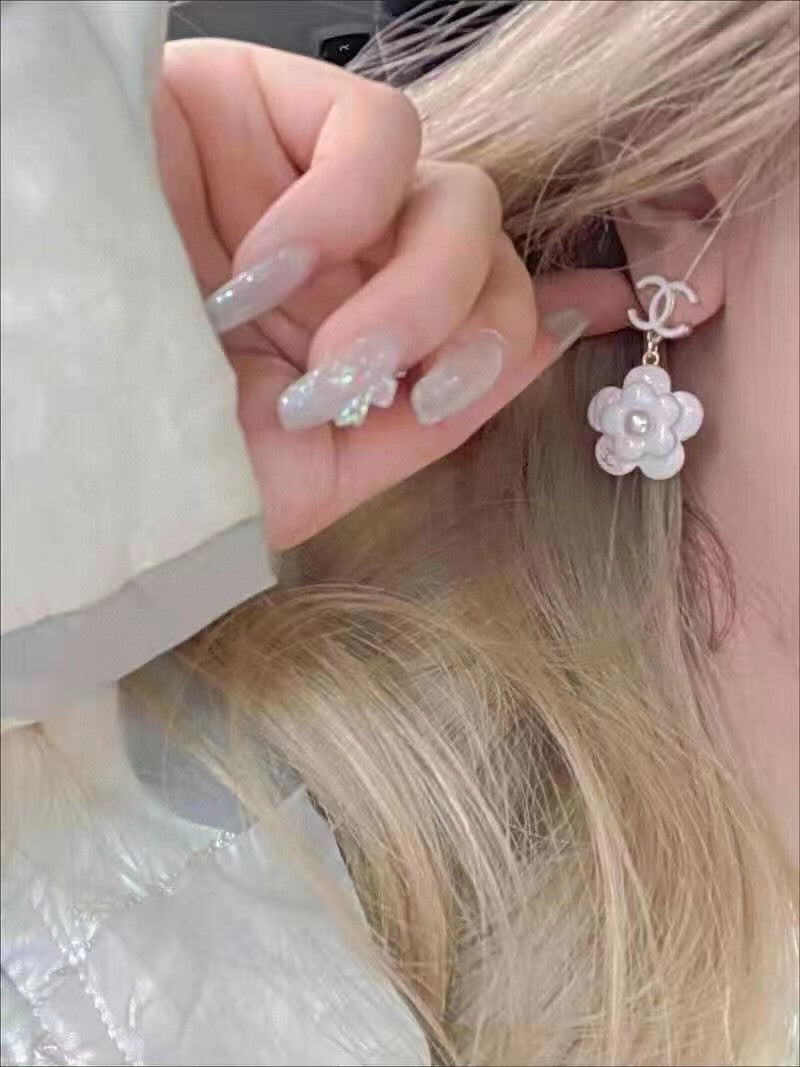 pearl floral Drop Earrings for women - alternate angle view 7