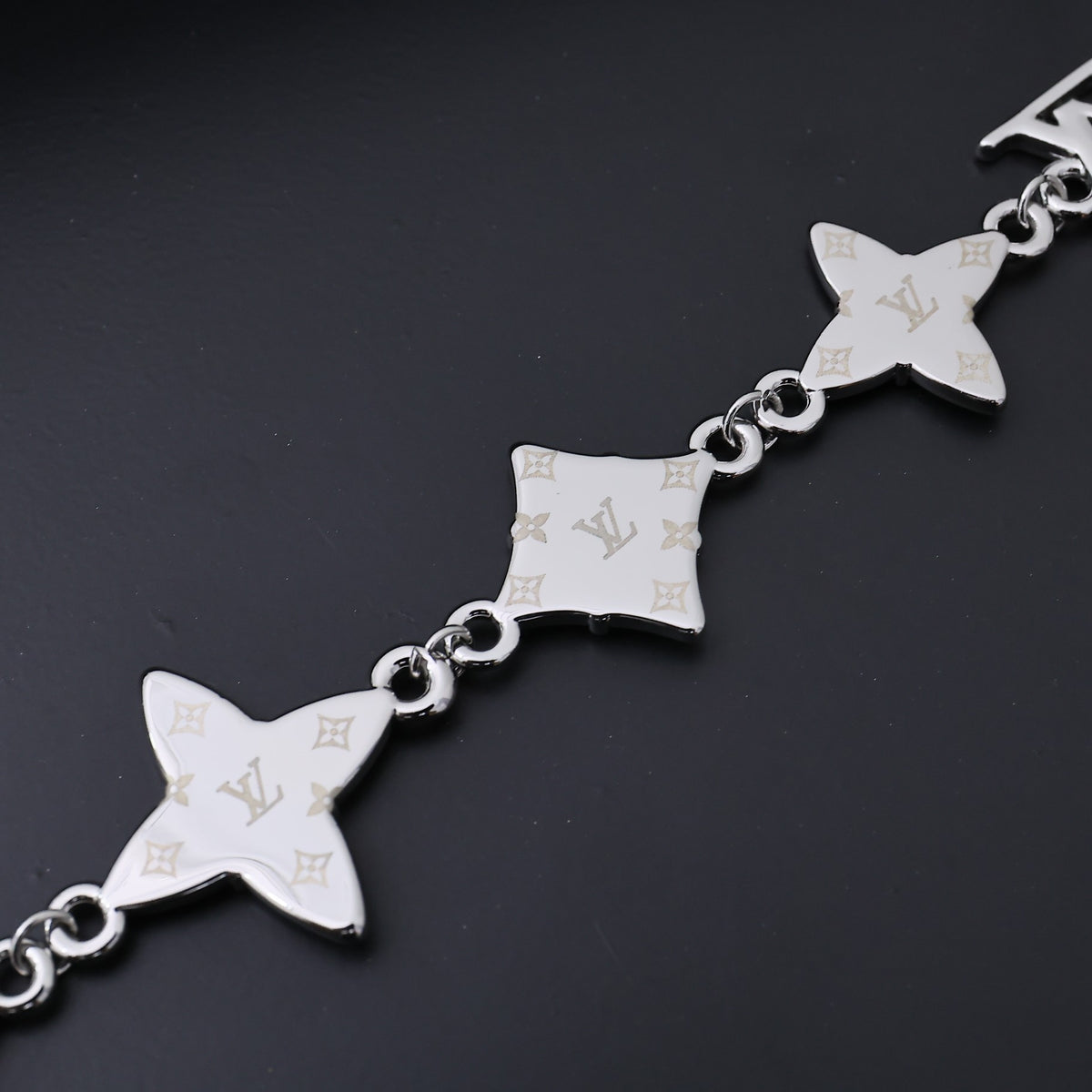 multicolor Necklace for women - alternate angle view 9