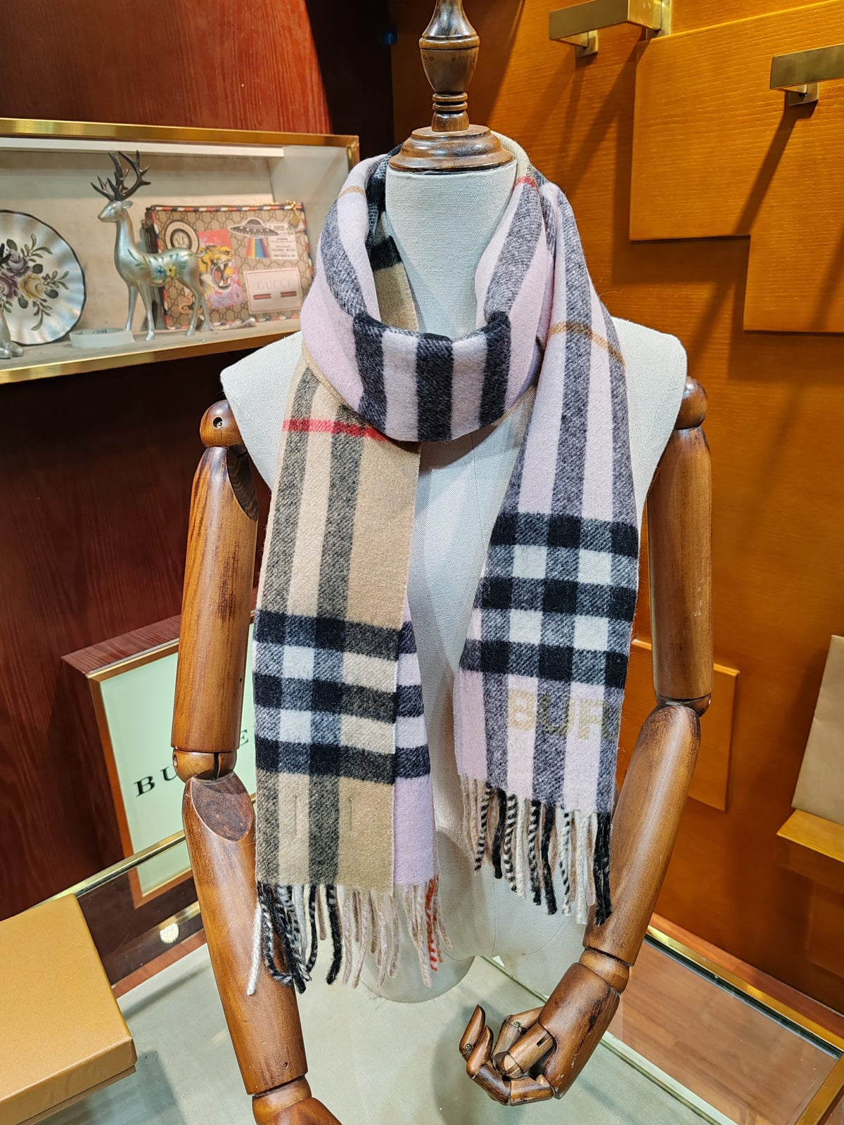 multicolor velvet versatile Scarf for men - product detail view