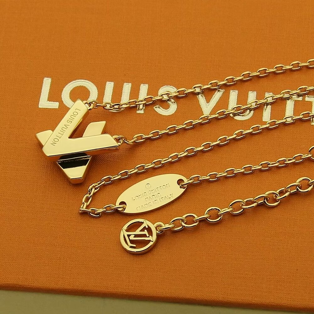 gold metal chain Necklace for women - alternate angle view 6