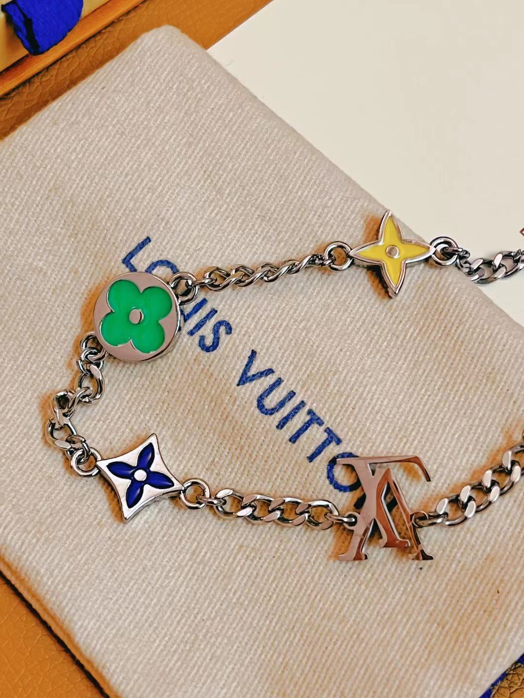 gold metal floral Bracelet for women - alternate angle view 7