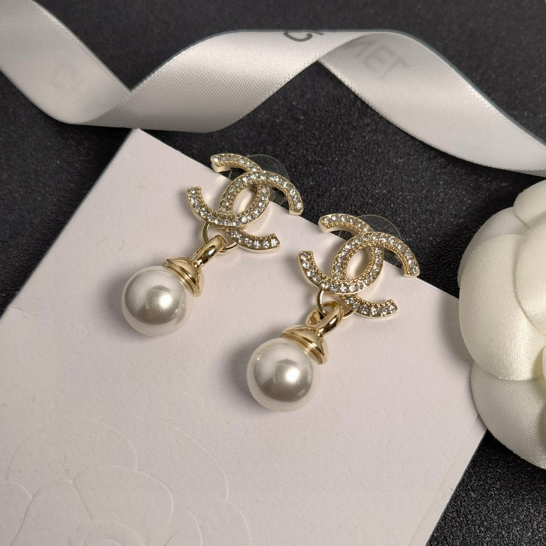 pearl letter Drop Earrings for women - alternate angle view 5