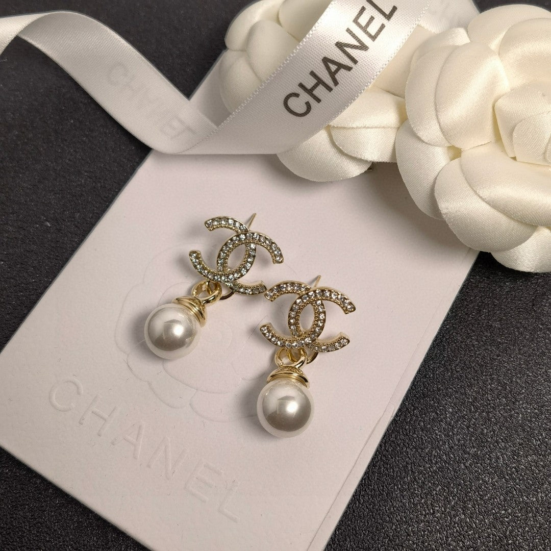 pearl letter Drop Earrings for women - alternate angle view 8