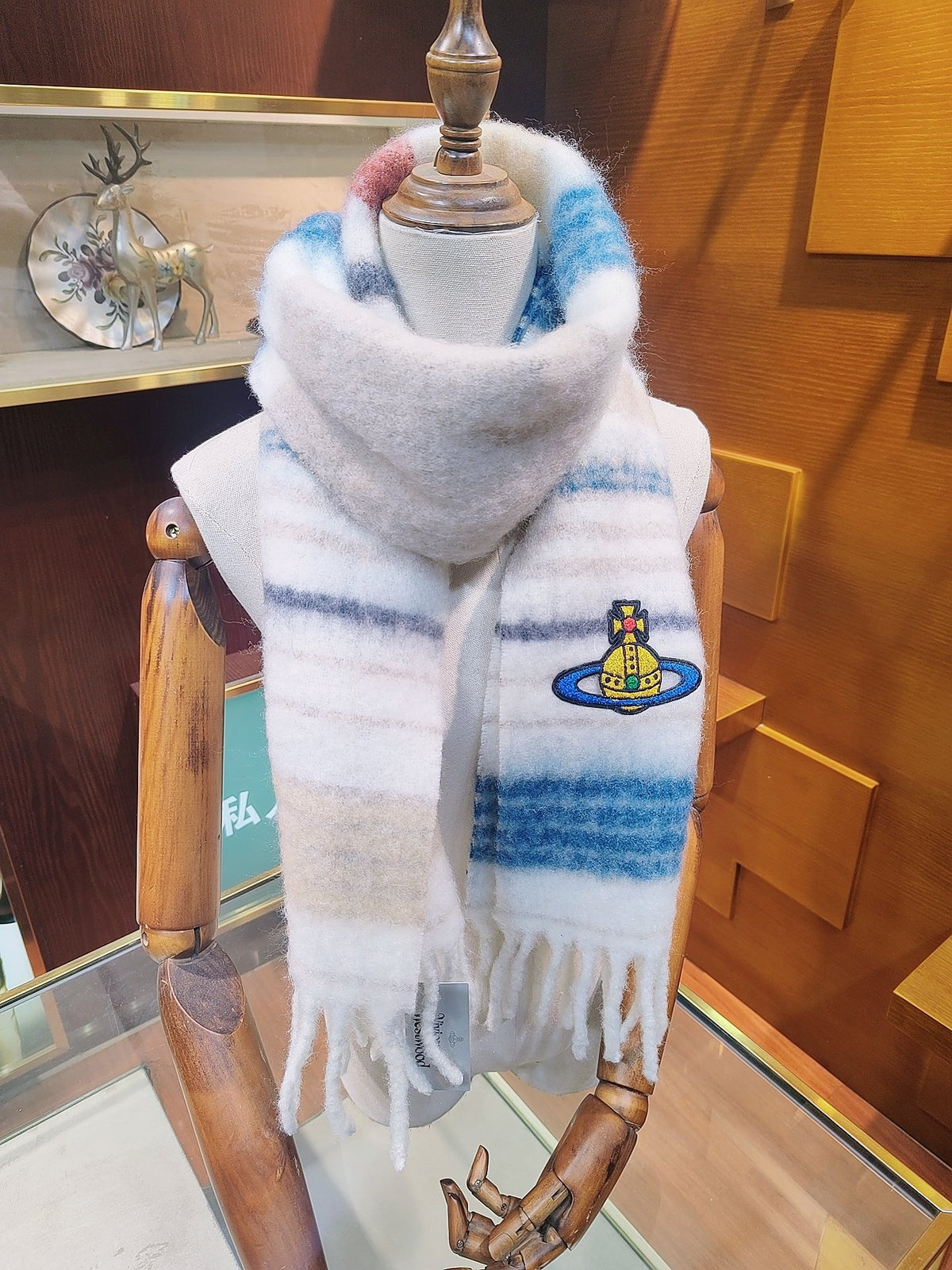 minimalist Scarf for women - alternate angle view 2