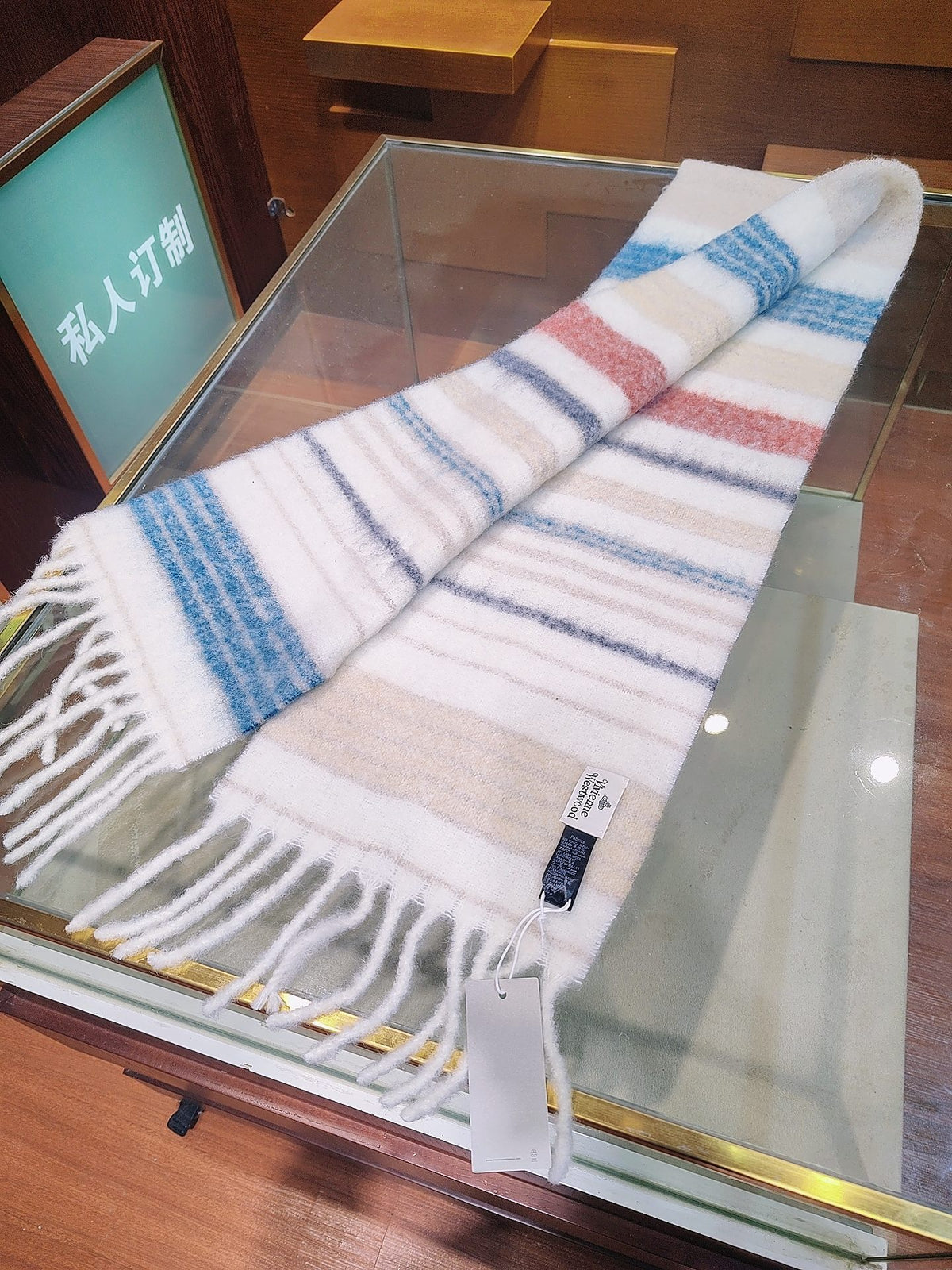 minimalist Scarf for women - alternate angle view 5