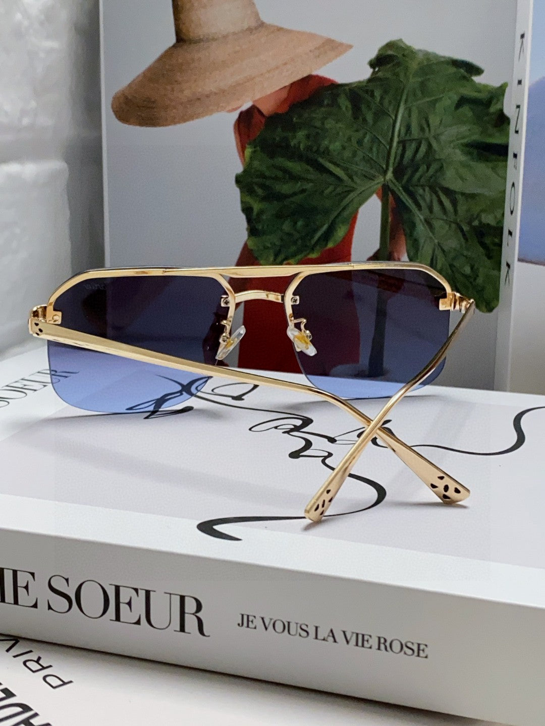 gold metal sun Sunglasses for men - alternate angle view 3