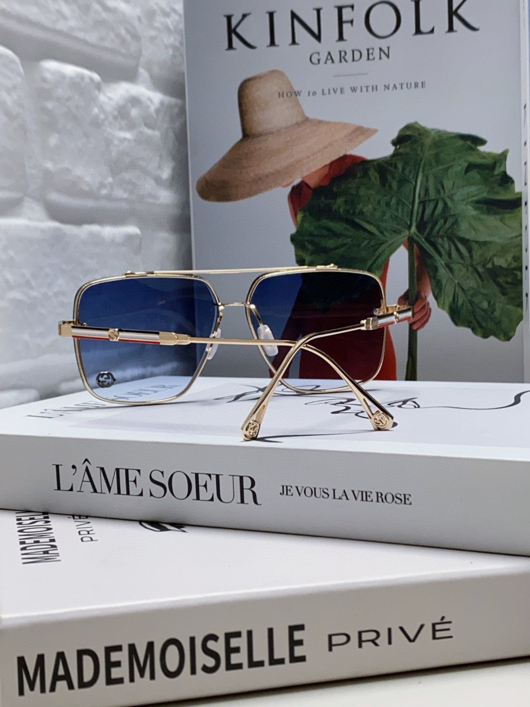 gold metal sun Sunglasses for men - alternate angle view 3