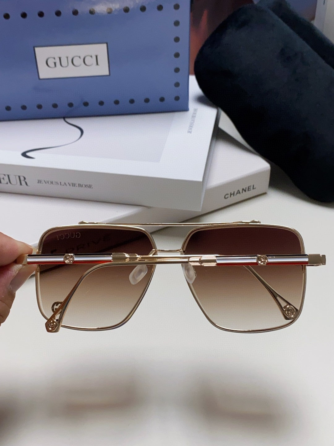 gold metal sun Sunglasses for men - alternate angle view 5