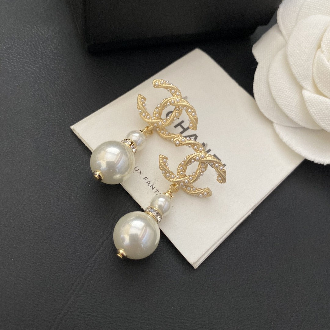 yellow sterling silver floral Stud Earrings for women - alternate angle view 7