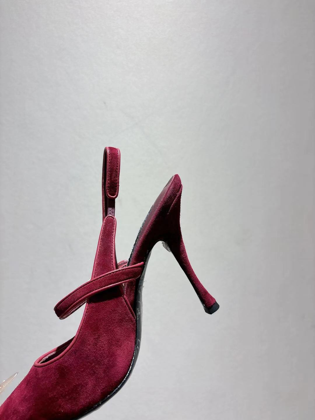 Dolce & Gabbana DG Women's Pointed-Toe Leather Heels