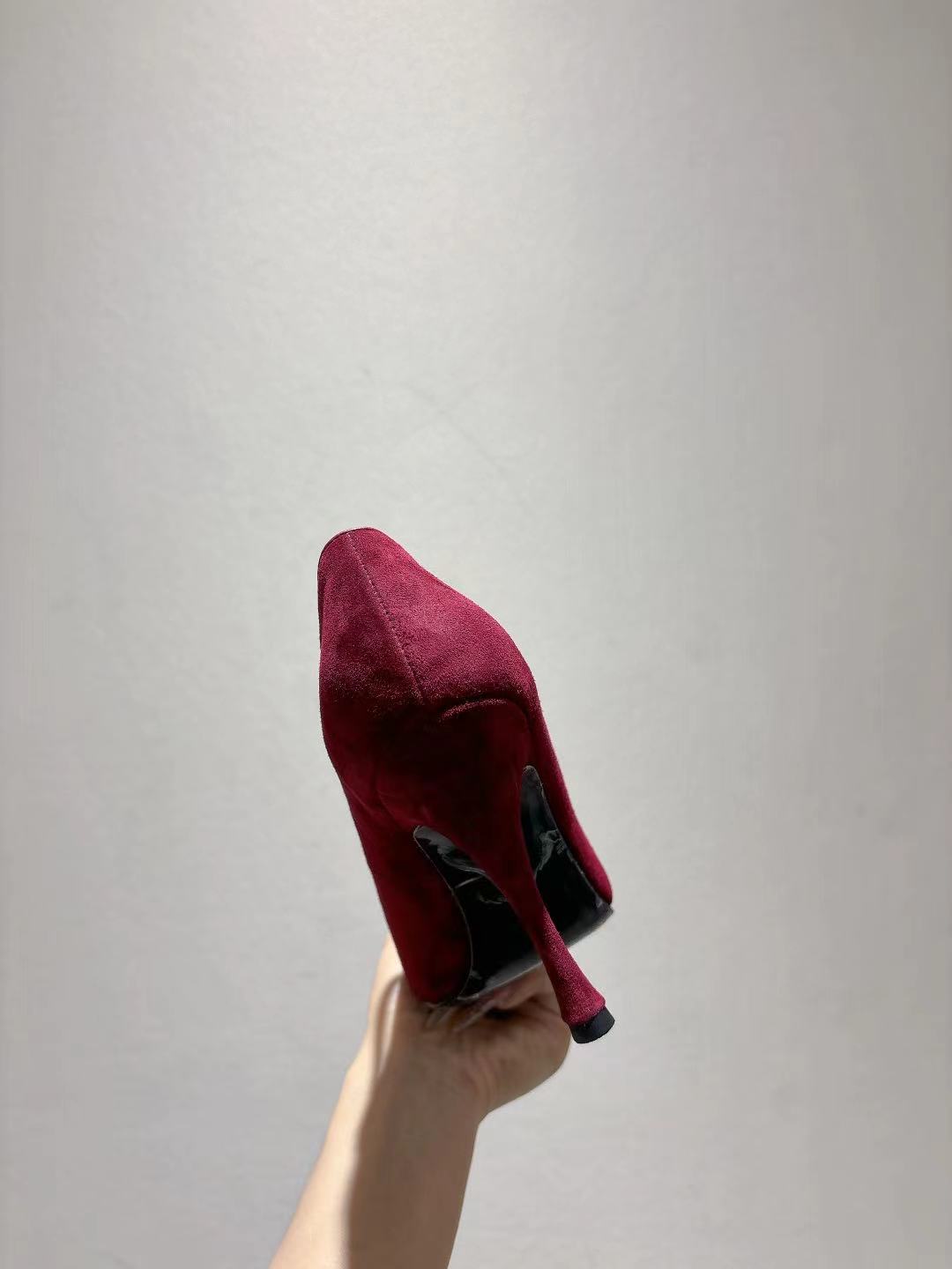 Dolce & Gabbana DG Women's Pointed-Toe Leather Heels