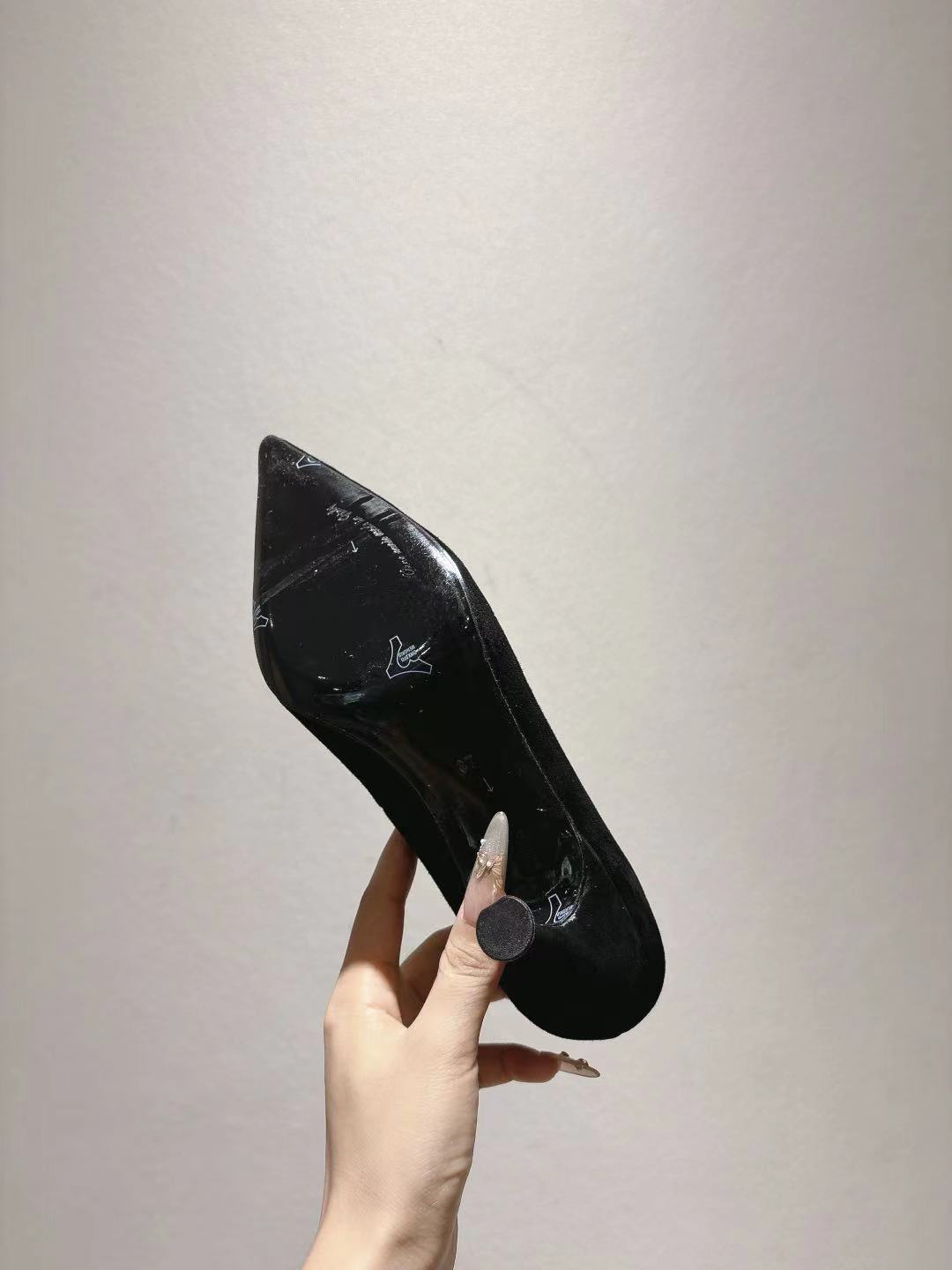 Dolce & Gabbana DG Women's Pointed-Toe Leather Heels