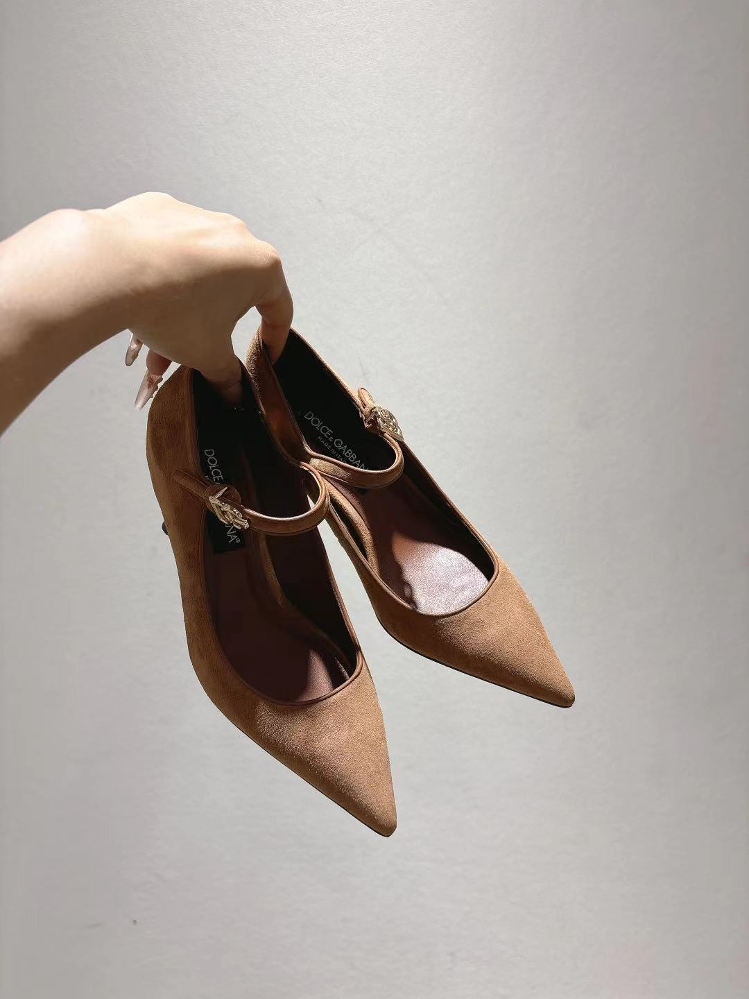 Dolce & Gabbana DG Women's Pointed-Toe Leather Heels
