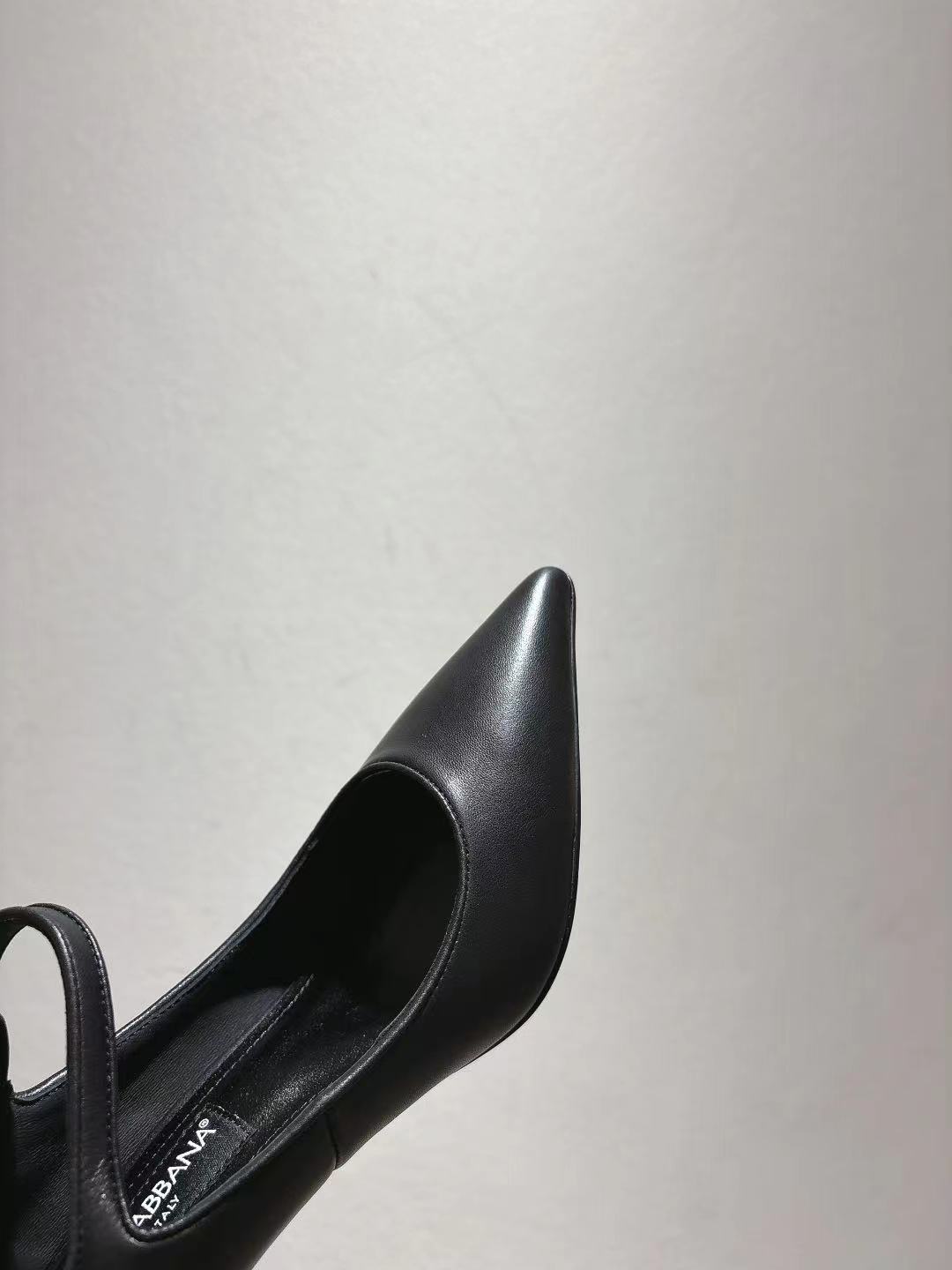 Dolce & Gabbana DG Women's Pointed-Toe Leather Heels